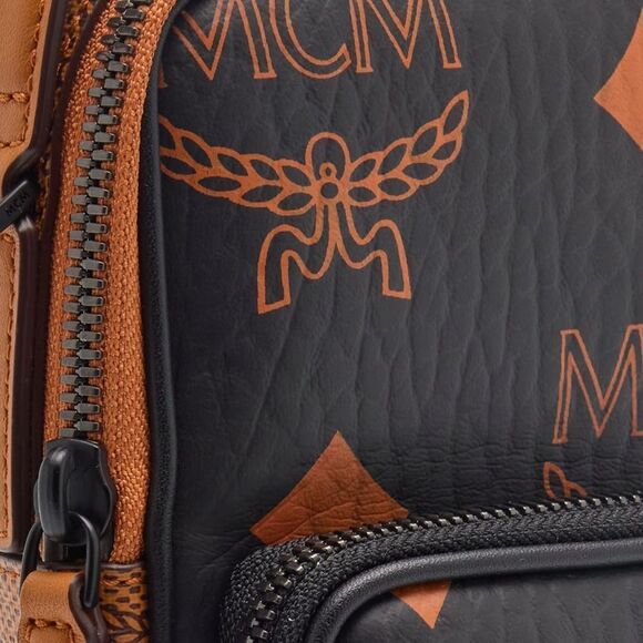 NWT MCM Aren Maxi Small Crossbody Bag - Picture 4 of 4